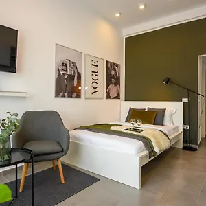 Classy Comfort - Chic On Regina Elisabeta Apartament